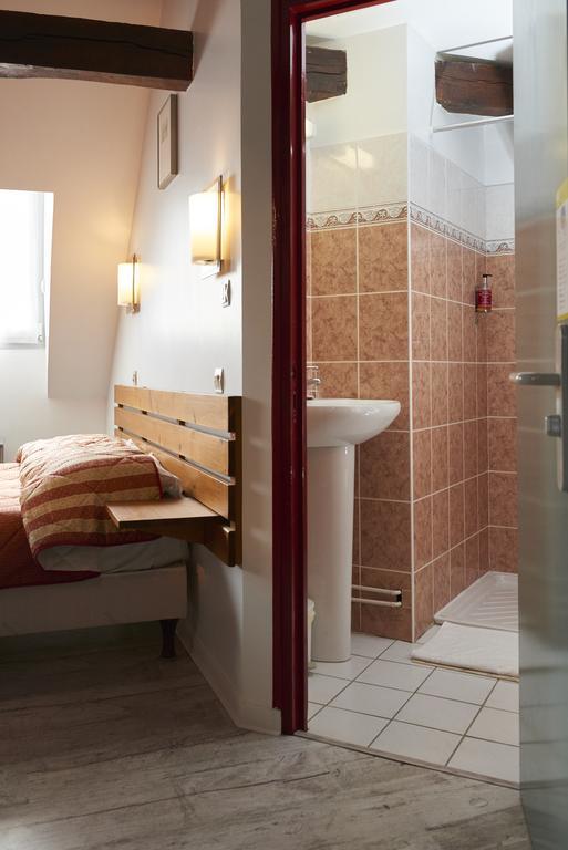 Chambres D'Hotes Du Colvert Forges-les-Eaux Kültér fotó