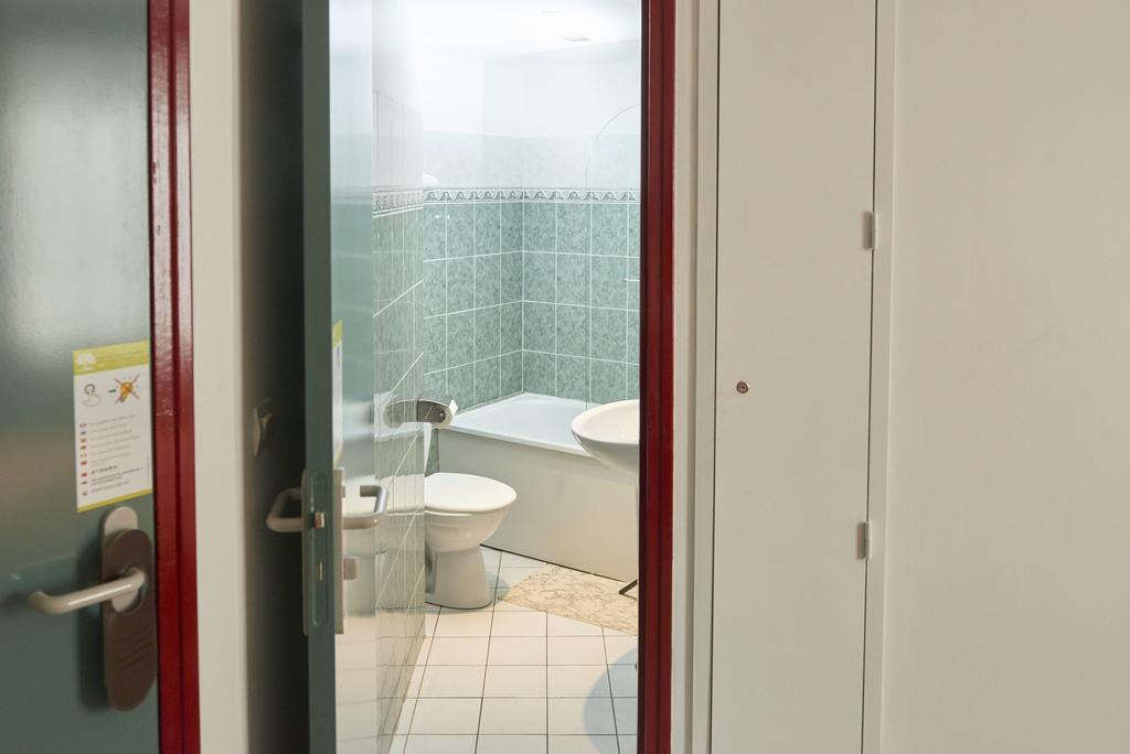Chambres D'Hotes Du Colvert Forges-les-Eaux Kültér fotó